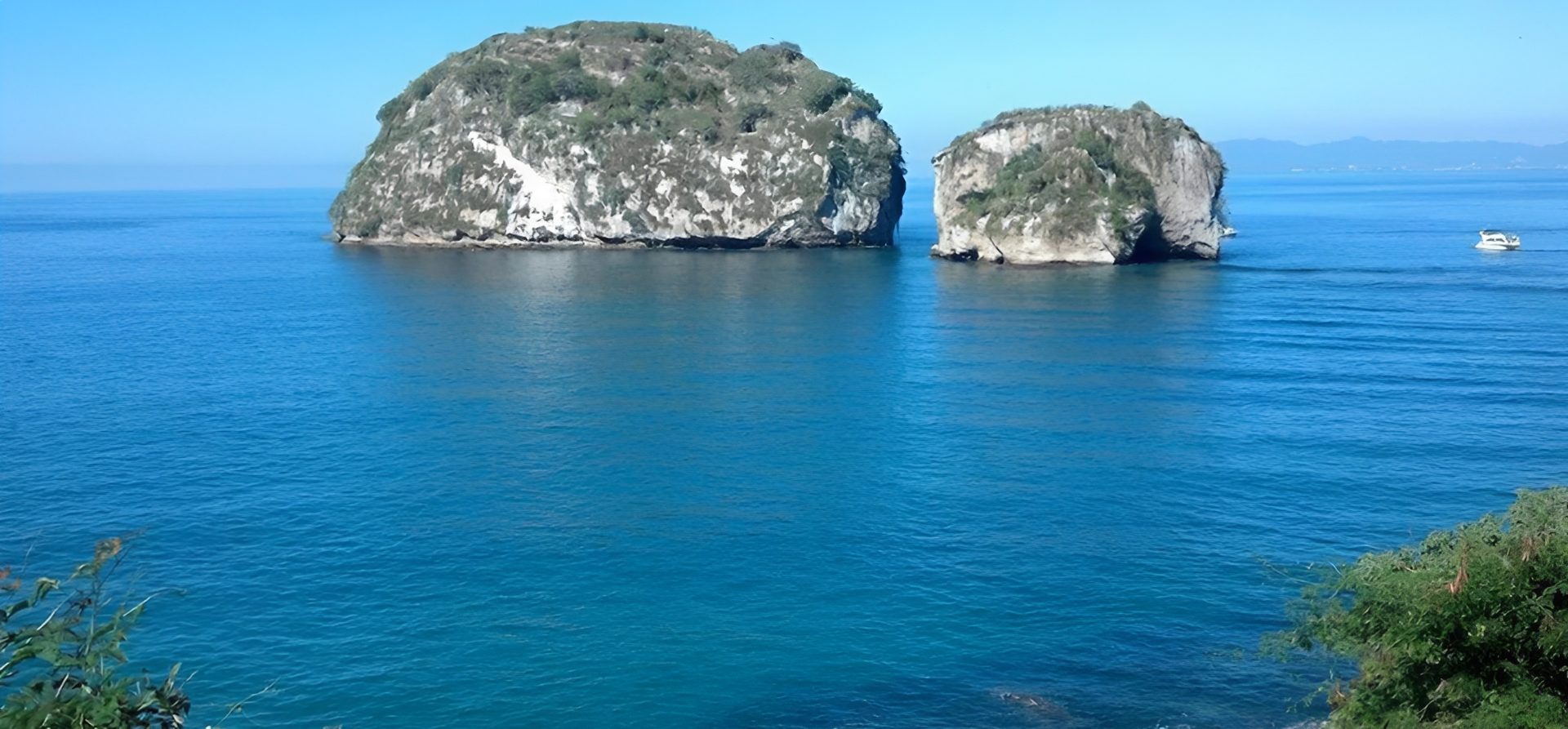 Lush islands surrounded by sea